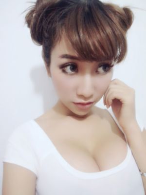 吴思默_青苹果乐园免费高清观看