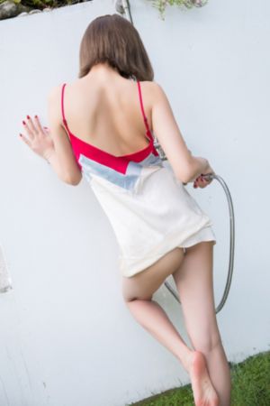 近距离偷拍多位美女嘘嘘_影音先锋资源