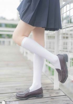 丝袜美腿呻吟高跟高潮app_全集高清在线观看