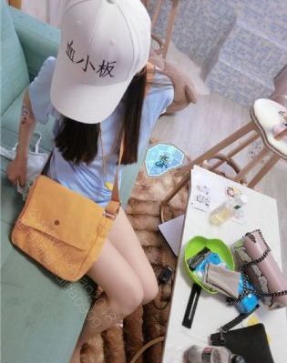 两女两人妖torrent_BD英语HD高清在线观看